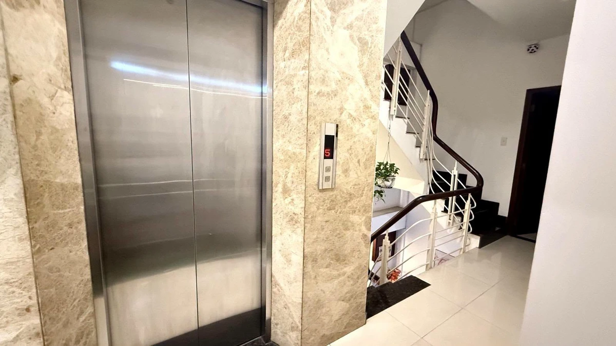 Bán nhà 5 tầng thang máy 121m2 hẻm xe hơi đường Phạm Viết Chánh, Bình Thạnh - Ảnh thu nhỏ 4