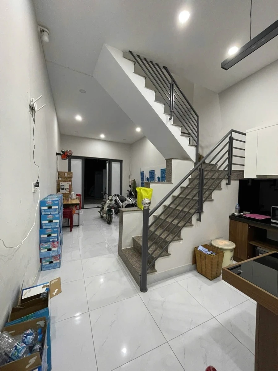 Bán nhà đường Quang Trung 68m2 (4x17m) có sân đỗ xe ô tô, giá nhỉnh 5 tỷ - Ảnh thu nhỏ 4