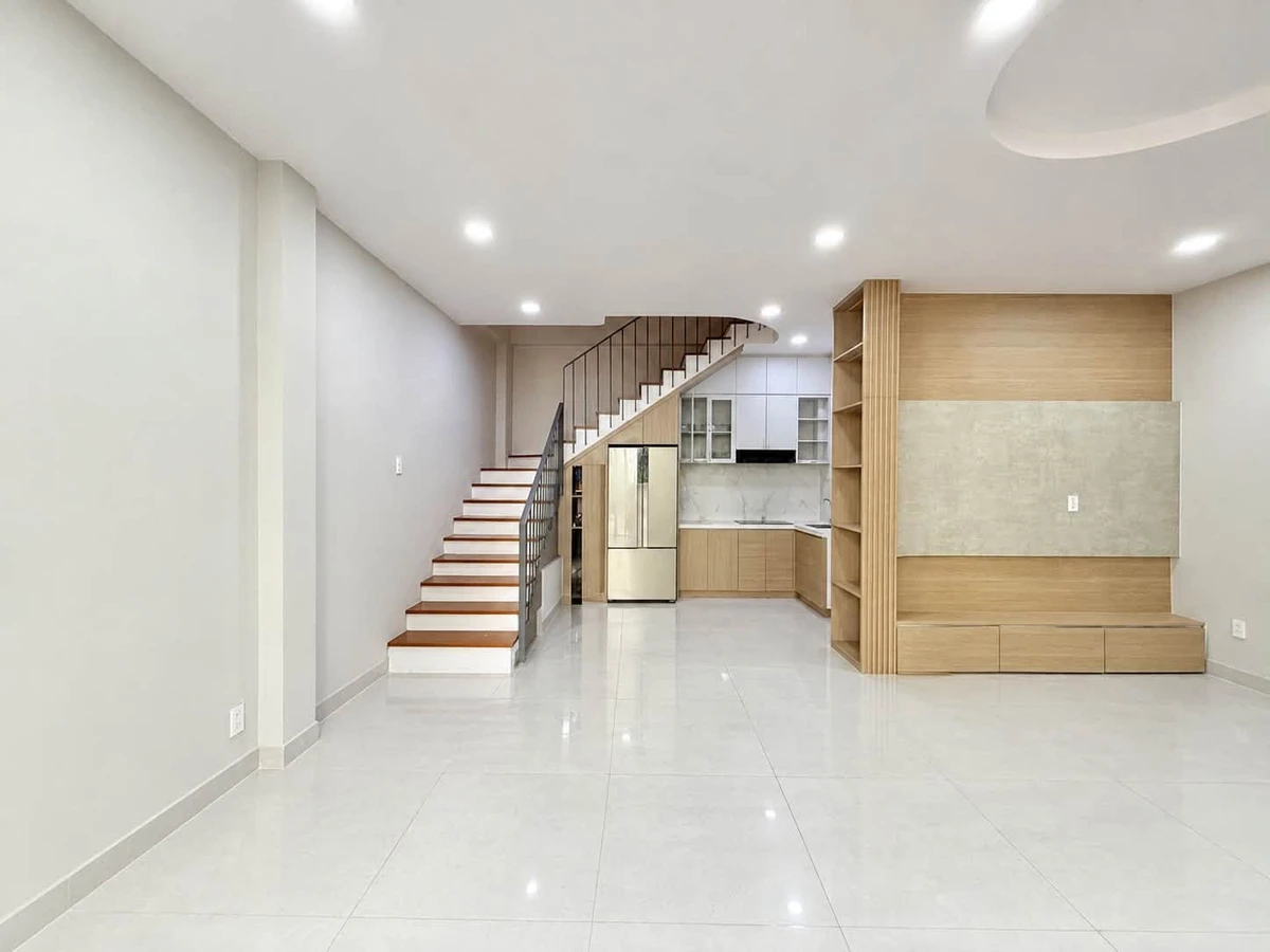Bán nhà 4 tầng 50m2 mặt tiền Phan Xích Long Phú Nhuận 9.5 tỷ - Ảnh 1