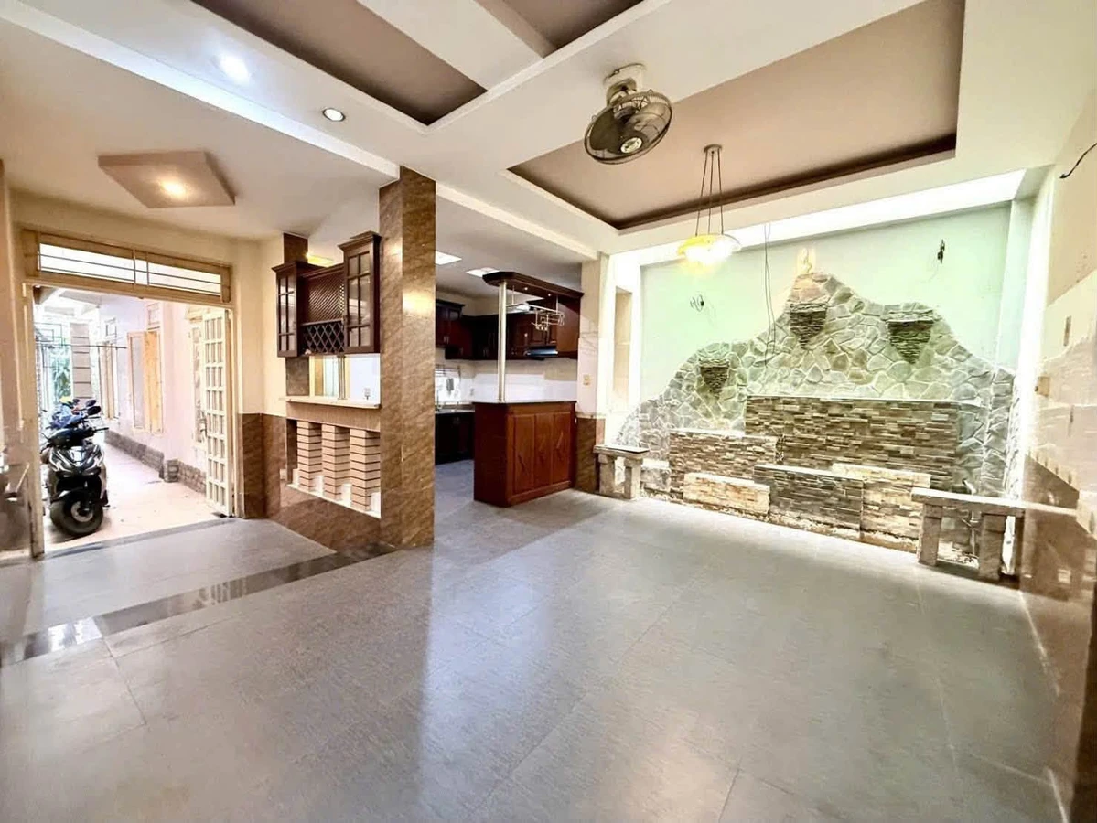 Bán biệt thự 3 tầng 133m2 hẻm xe hơi khu Phạm Văn Hai, Tân Bình giá 20 tỷ - Ảnh thu nhỏ 4