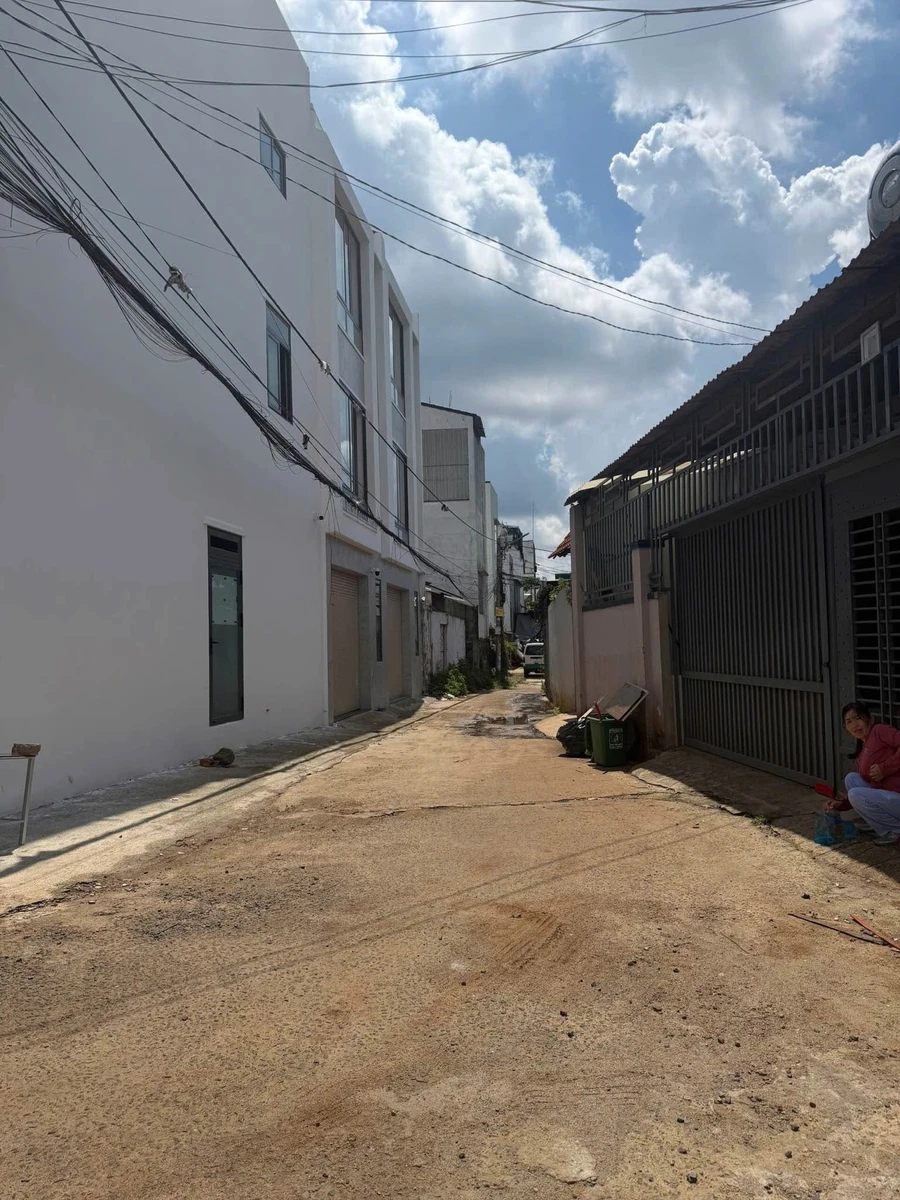 Bán đất hẻm 404 Hùng Vương 249m² Buôn Ma Thuột 3 tỷ 3 - Ảnh thu nhỏ 3