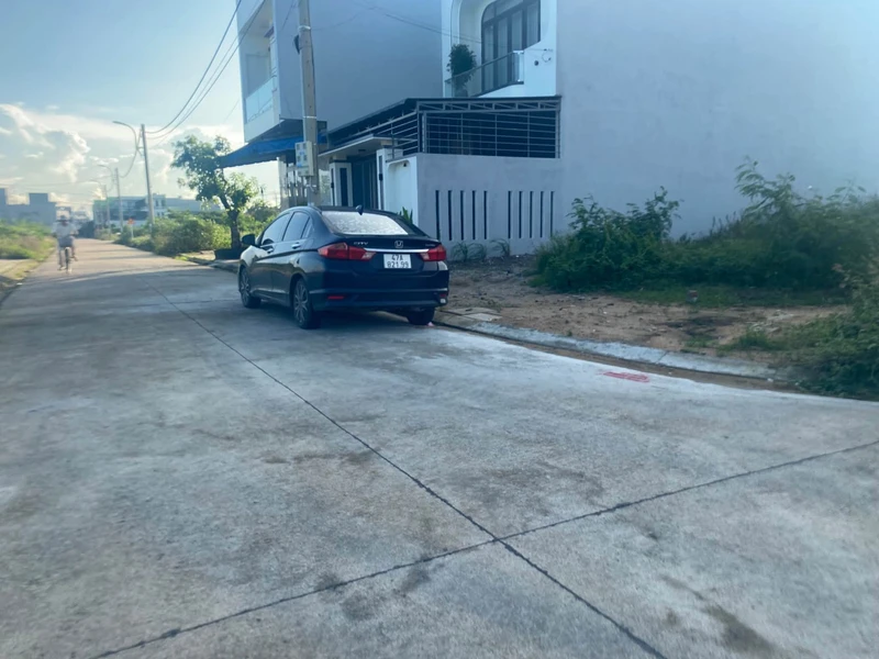 Bán đất nền 6x20,3m Tuy Hoà, Đắk Lắk giá 1 tỷ