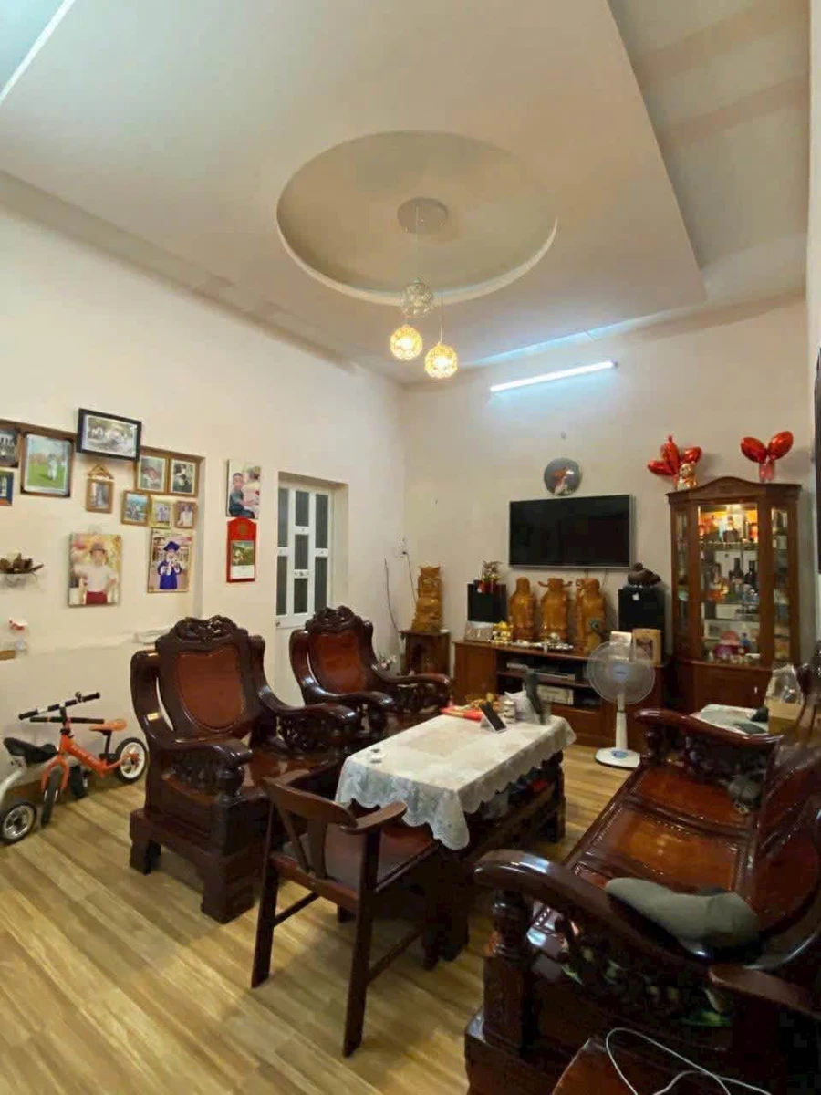 Bán nhà hẻm Cô Giang, P.4 Vũng Tàu, 82m², 2PN, 4 tỷ - Ảnh thu nhỏ 4