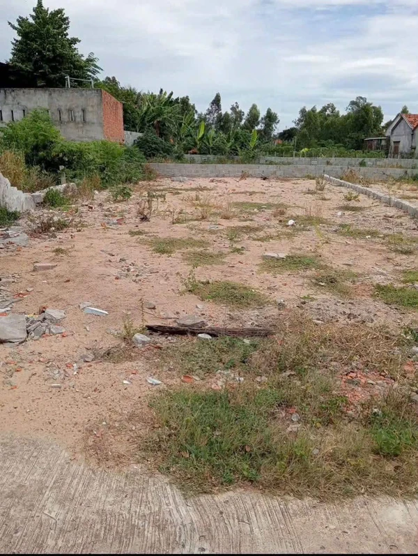 Bán đất lô 2 mặt Quốc lộ 29 ngang 7m, 70m2 thổ cư, khu phố Phú Hòa, Hòa Hiệp, Đắk Lắk