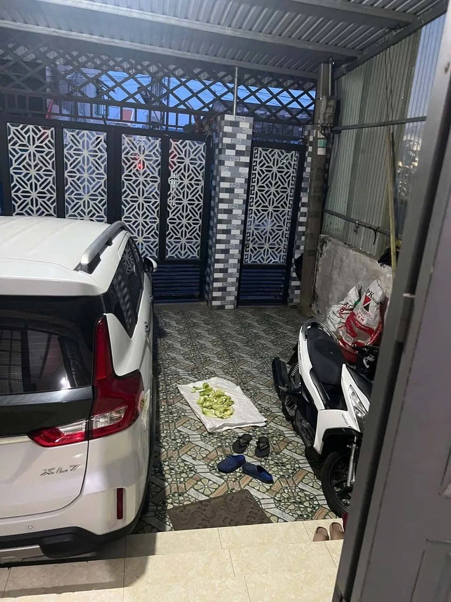 Bán nhà gác lửng Long Bình 175m² 4 phòng ngủ 2 tỷ 8 - Ảnh thu nhỏ 2