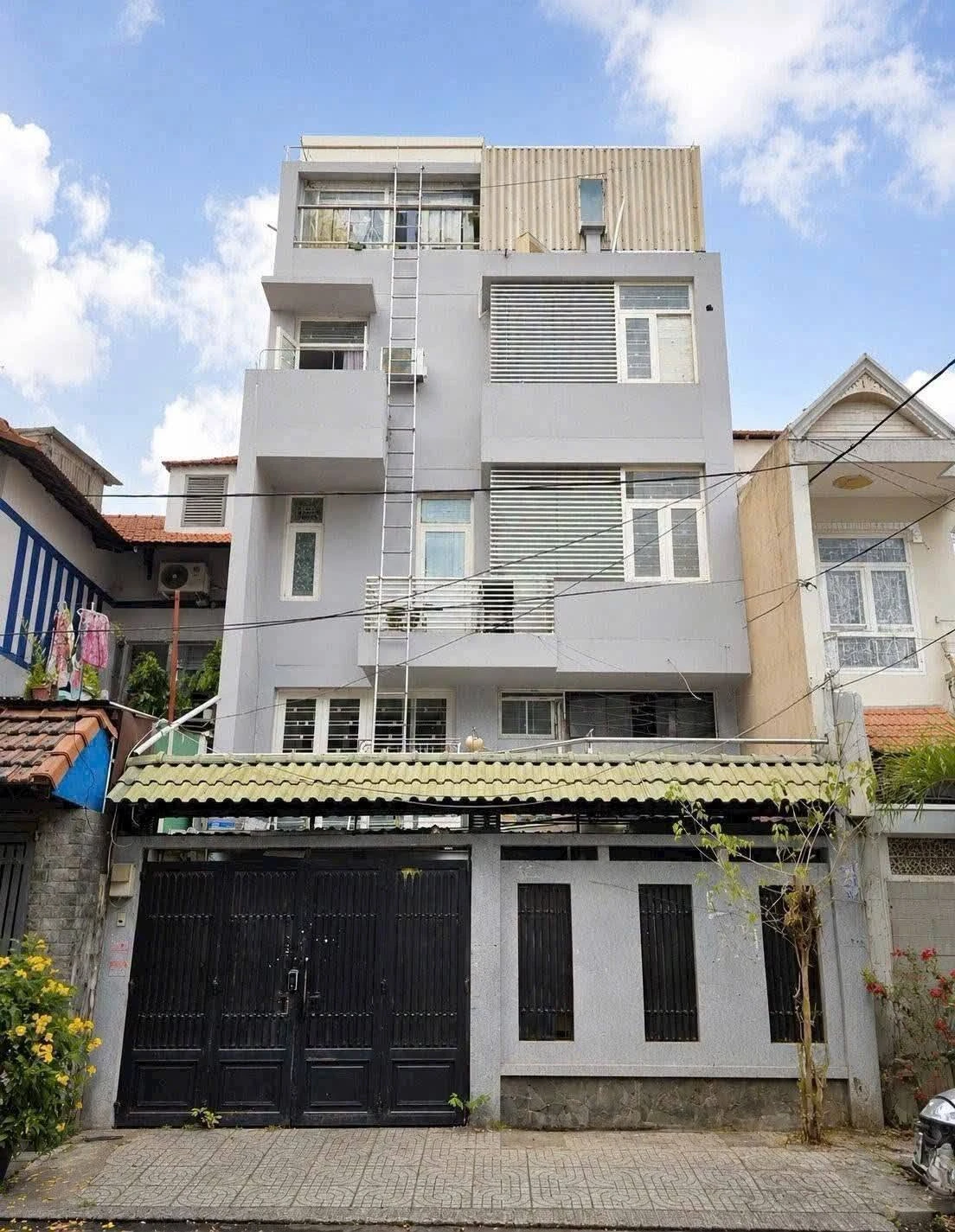 Bán CHDV 17 phòng 105m2 Gò Vấp 17,8 tỷ - Ảnh 1