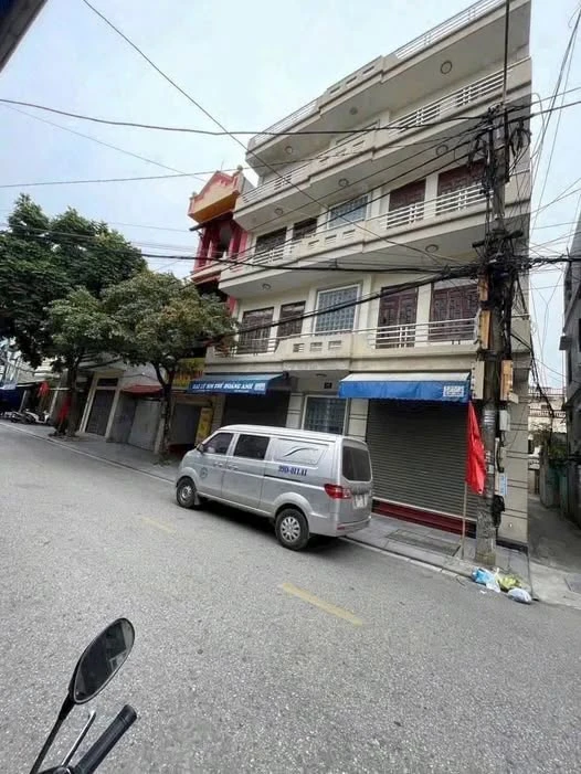 Bán nhà 2 tầng mặt phố Quyết Thắng 93m2, phường Bình Hàn, Hải Dương, giá 5,2 tỷ