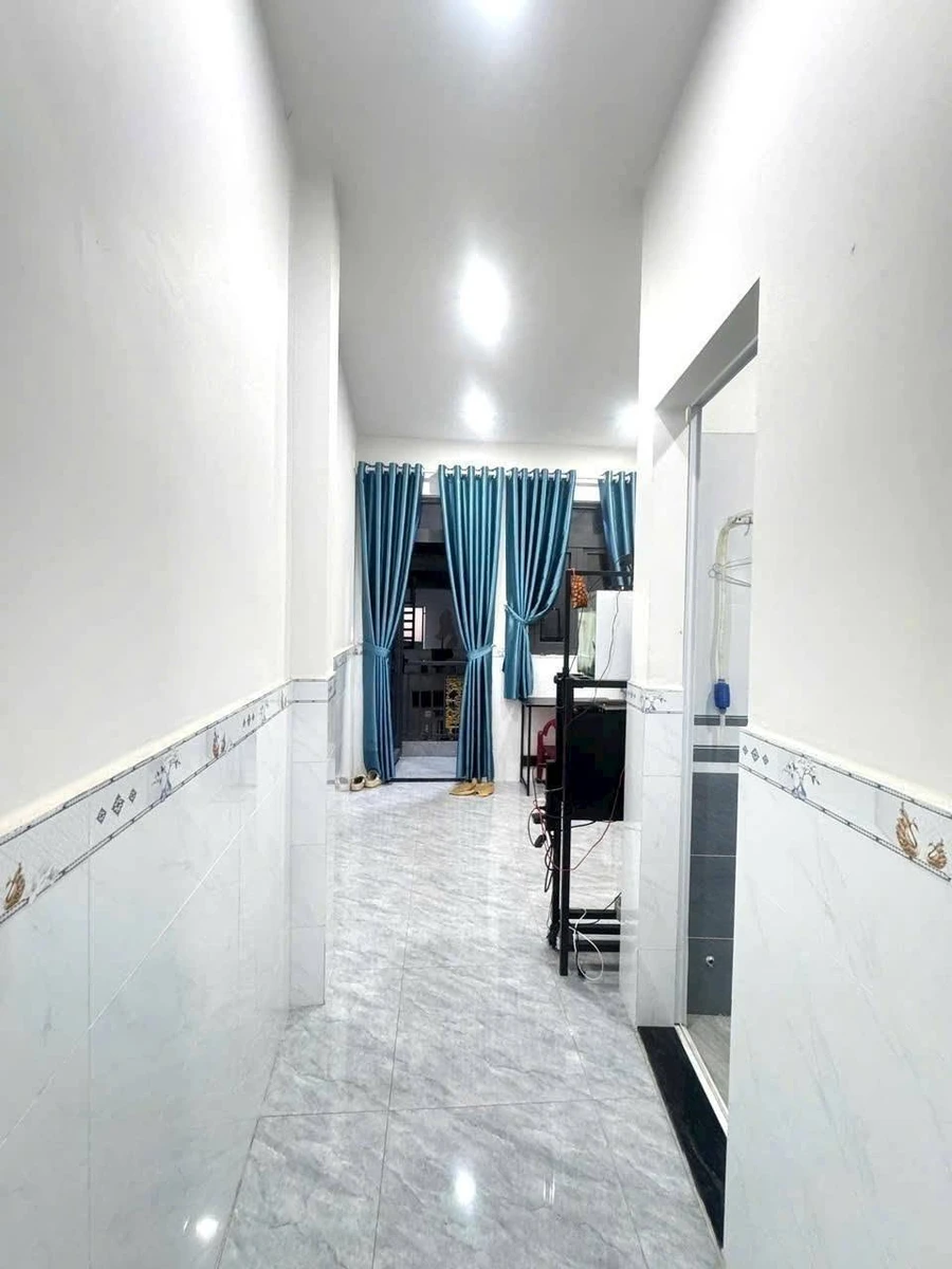 Bán nhà 4 phòng ngủ 41m2 Quận 12 giá 3.7 tỷ - Ảnh thu nhỏ 2