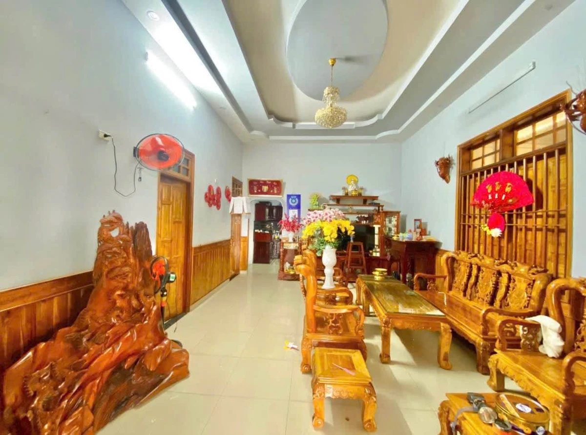 Nhà vườn 2 mặt tiền 4 phòng ngủ 312m² Đồng Xoài - Ảnh thu nhỏ 3