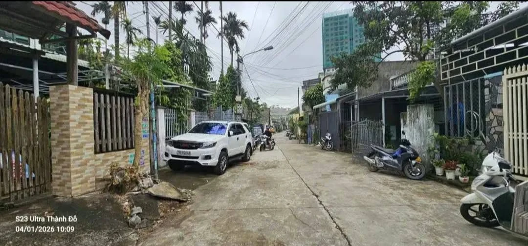 Bán nhà 65m2 cấp 4 đường Tây Sơn Quy Nhơn, giá 3,25 tỷ - Ảnh thu nhỏ 2