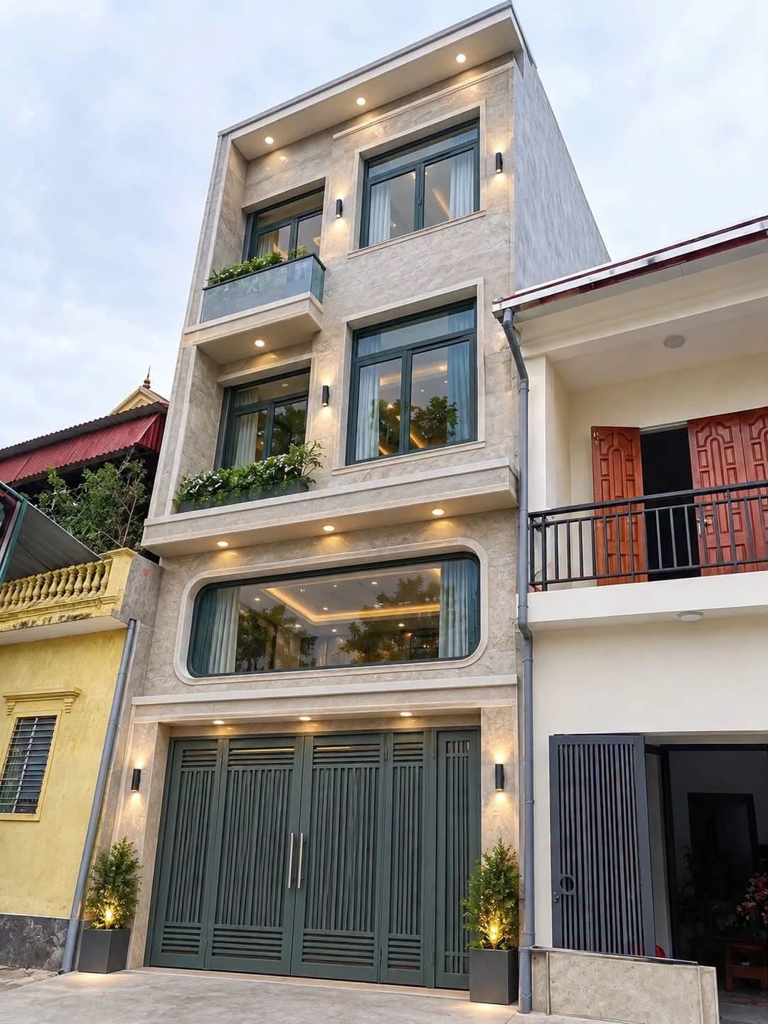 Bán nhà 3 phòng ngủ 52.5m2 đường Nguyễn Tiềm, Quận 1 - Ảnh 1