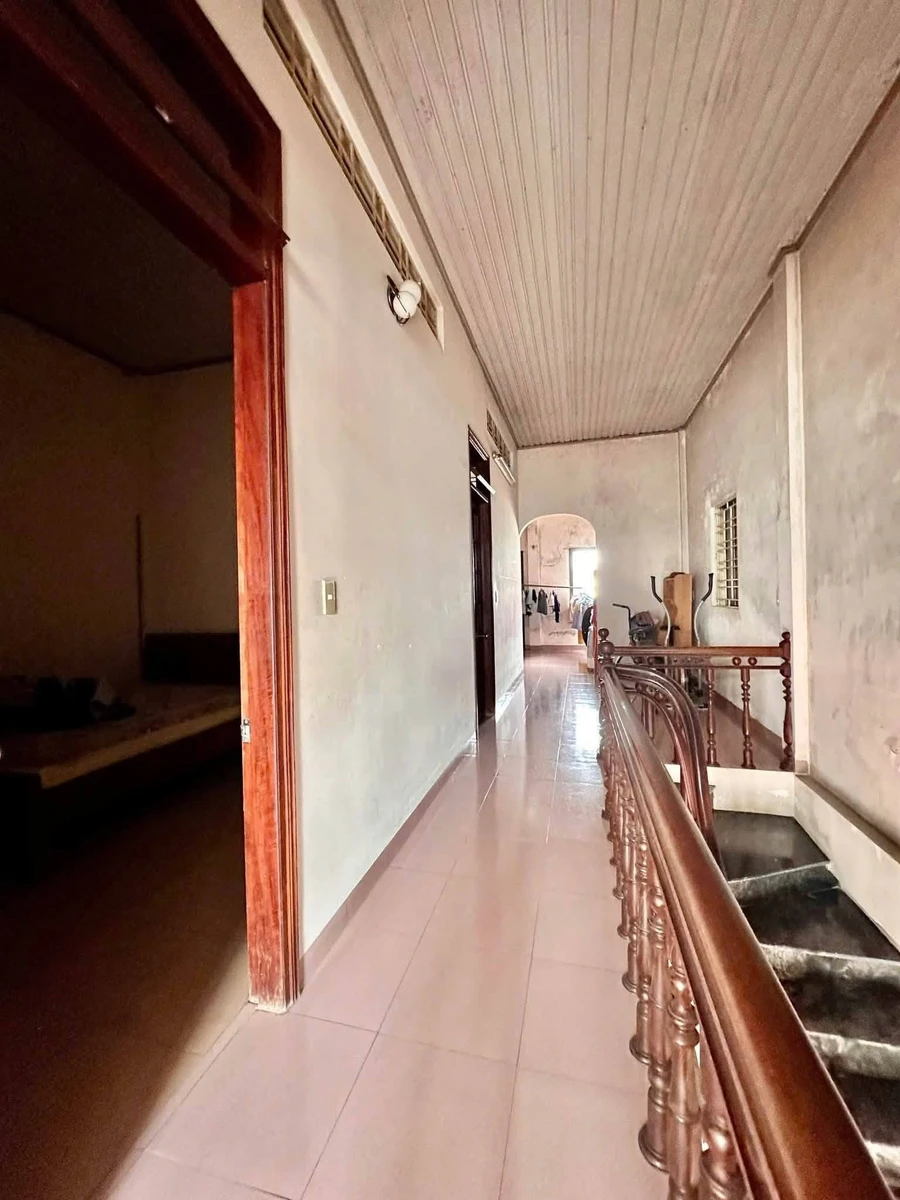 Bán nhà 2 tầng 4 phòng ngủ, 203.5m² trung tâm Huế - Ảnh thu nhỏ 3
