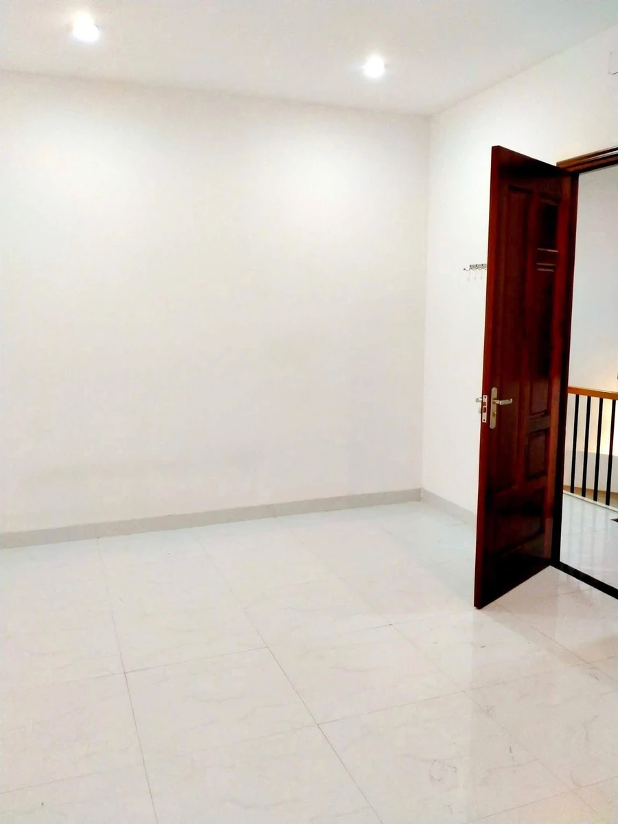Bán nhà 3 tầng Lê Duẩn 60m² 4 tỷ Đà Nẵng - Ảnh thu nhỏ 2