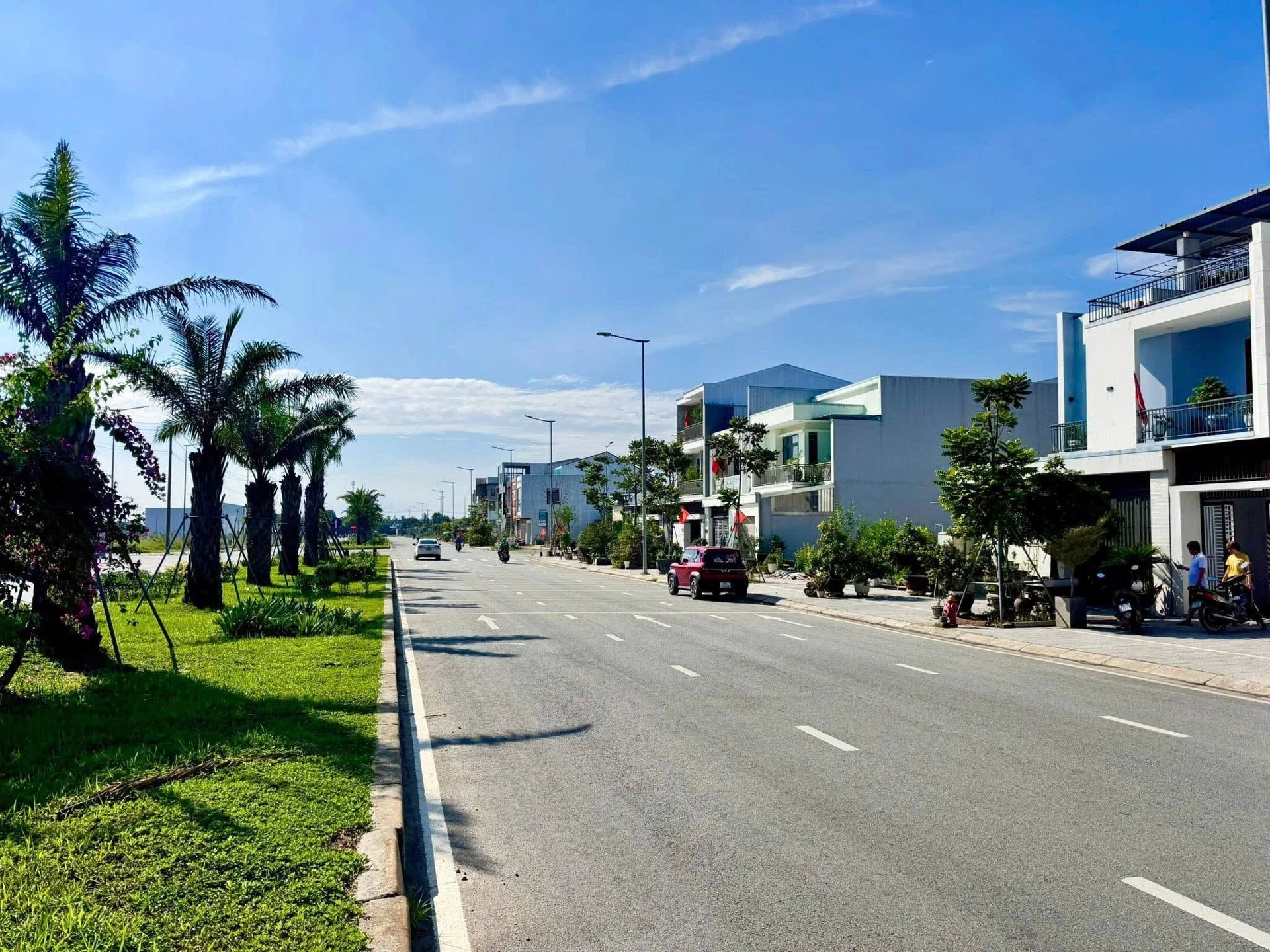 Bán nhà mặt tiền kinh doanh đường Tản Đà 150m2 giá 4,5 tỷ - Ảnh 1