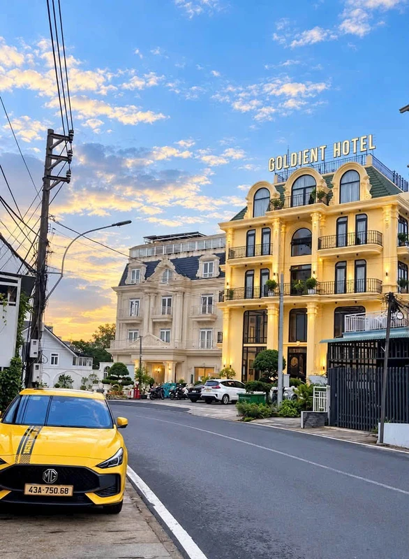 Bán nhà mặt tiền Tô Hiến Thành, Đà Lạt 5,5 tỷ, 85m²