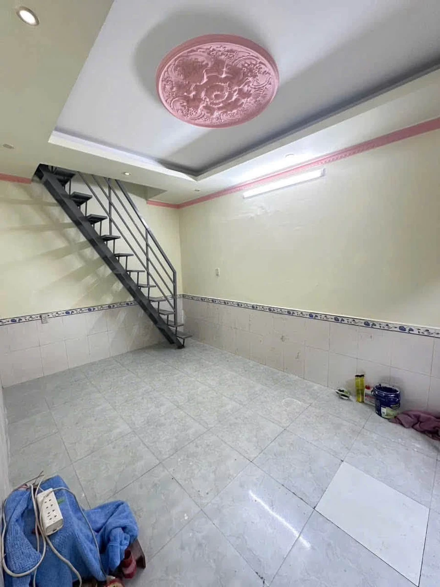 Bán nhà 32 m² Dĩ An 850 triệu - Ảnh thu nhỏ 2