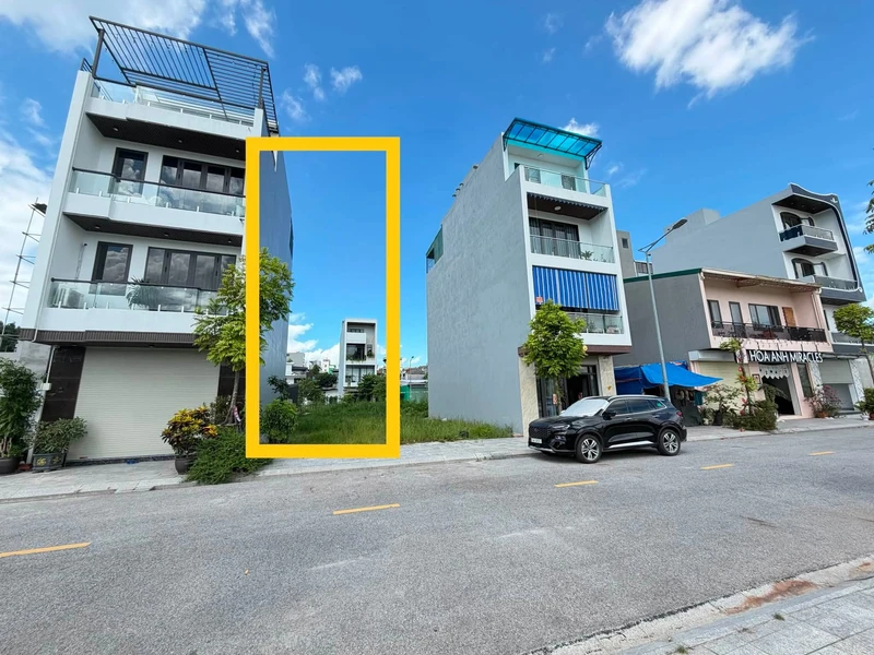 Bán nhà mặt tiền đường DX Định Hòa, 422m2 (100m2 thổ cư), giá 3,2 tỷ maill