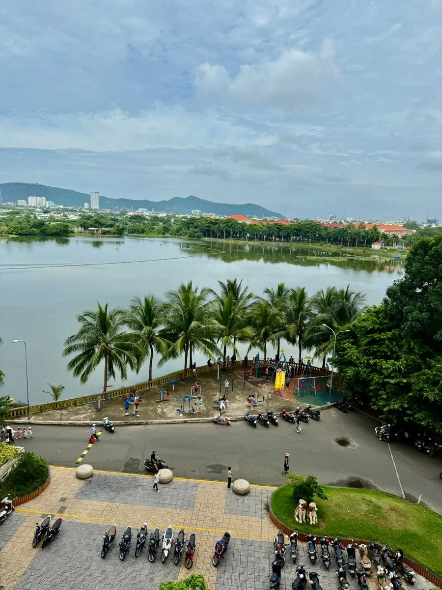 Bán căn hộ DIC Phoenix 2PN, 76m2, view hồ, 3,3 tỷ - Ảnh 1