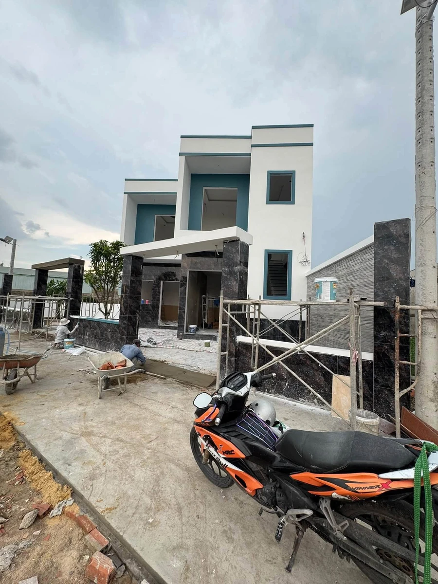 Bán nhà phố 162m² 4 phòng ngủ Thái Hòa Hóc Môn - Ảnh thu nhỏ 2