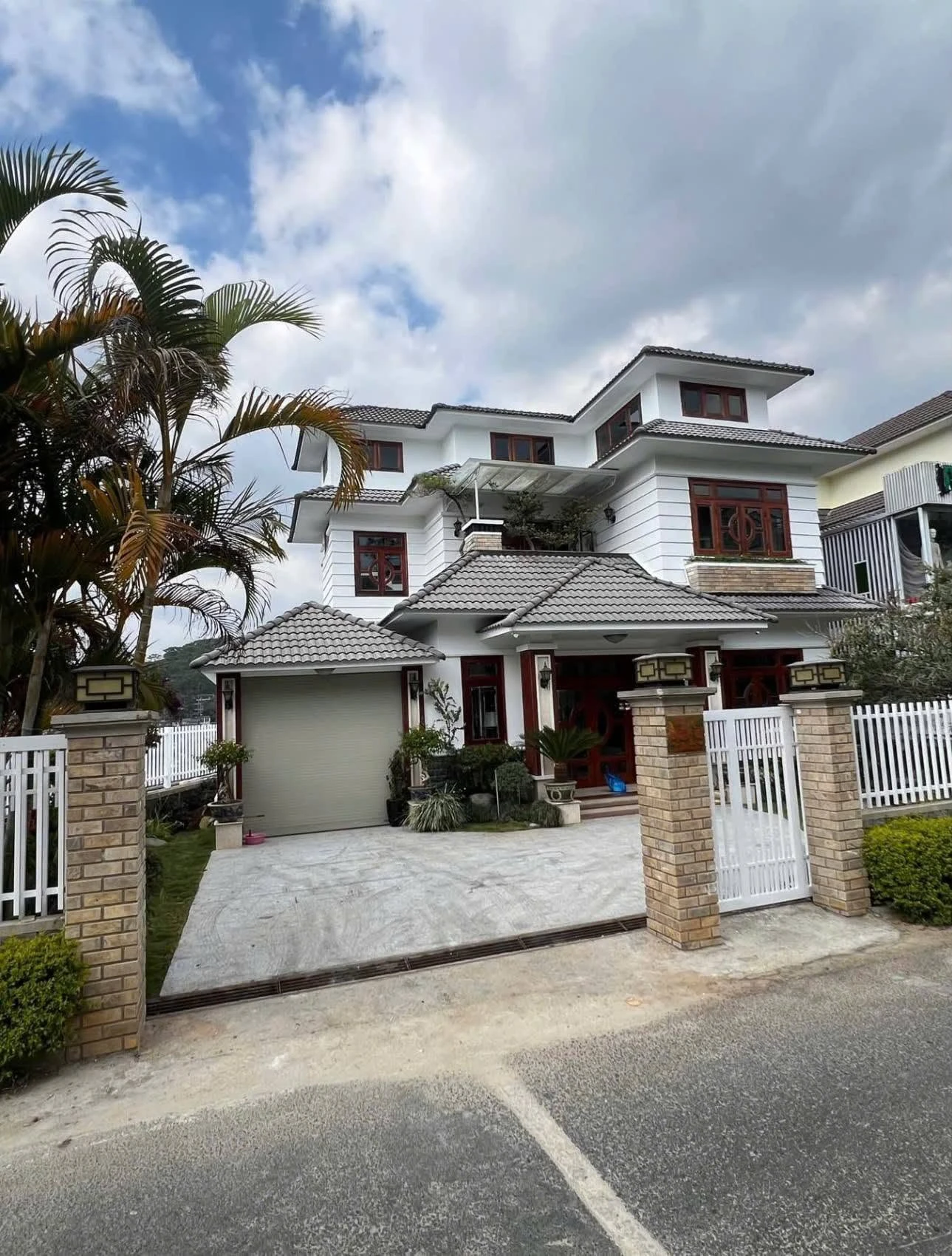 Bán biệt thự 287m² 6PN view đẹp trung tâm Đà Lạt - Ảnh 1