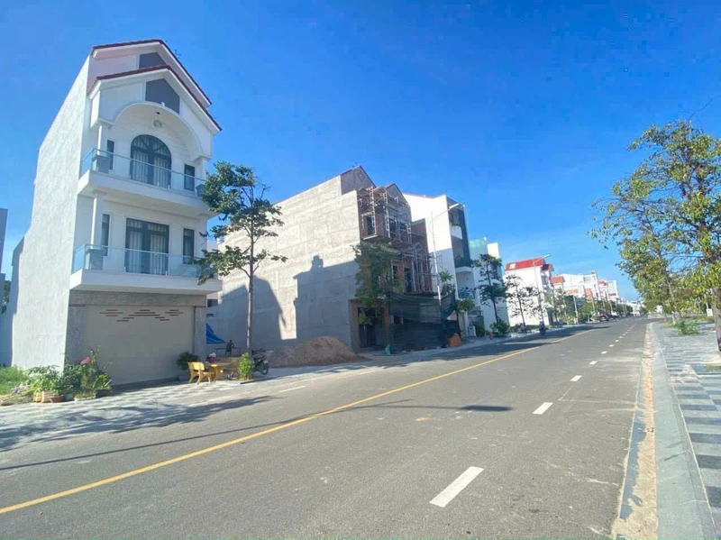Nhà lầu 3 phòng 252m² Oceandunes Phan Thiết - 9 tỷ 2