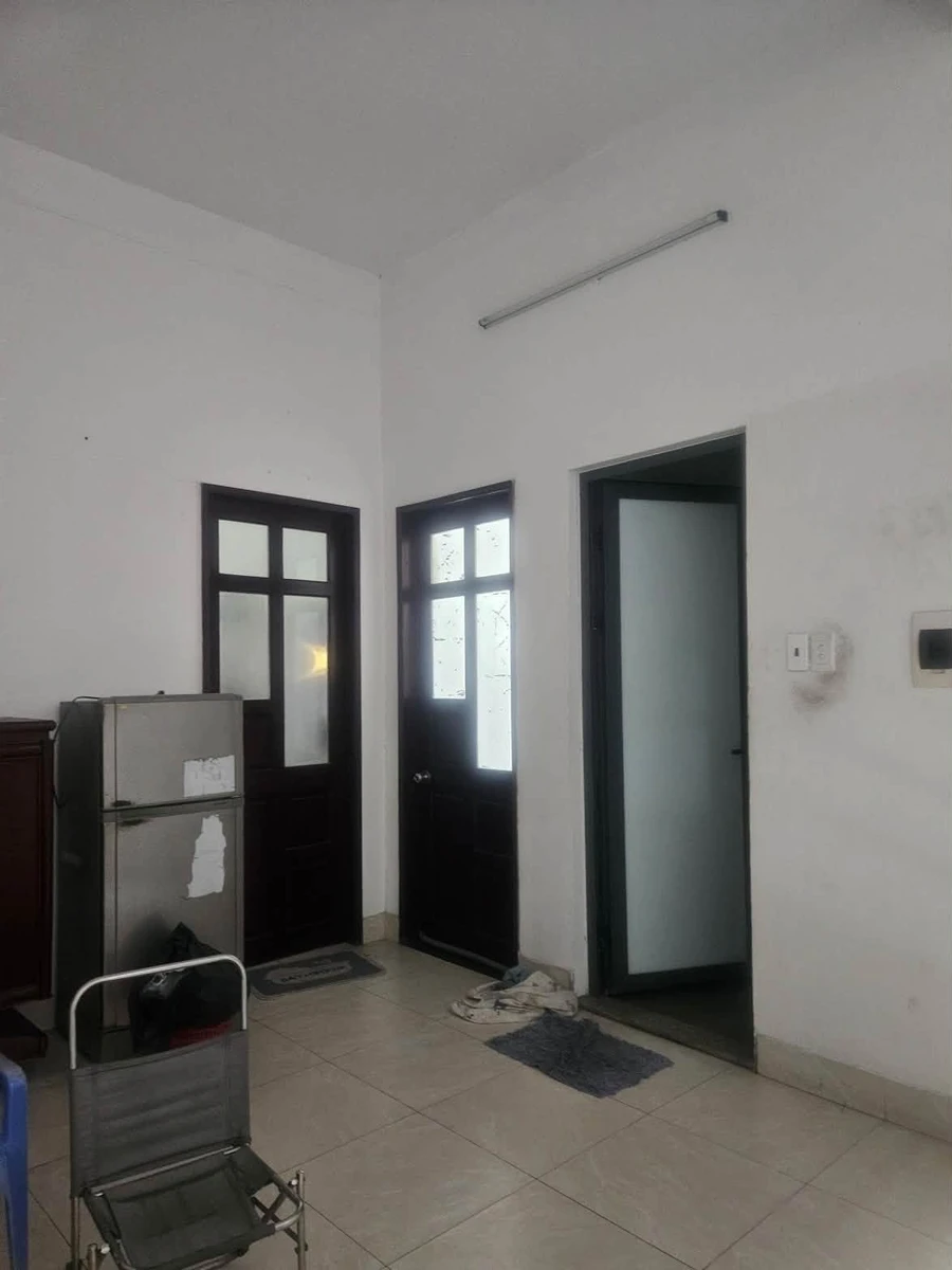 Bán nhà mặt tiền đường Hải Hồ 3 tầng 102m2, Hải Châu, Đà Nẵng, giá 9,9 tỷ - Ảnh thu nhỏ 2