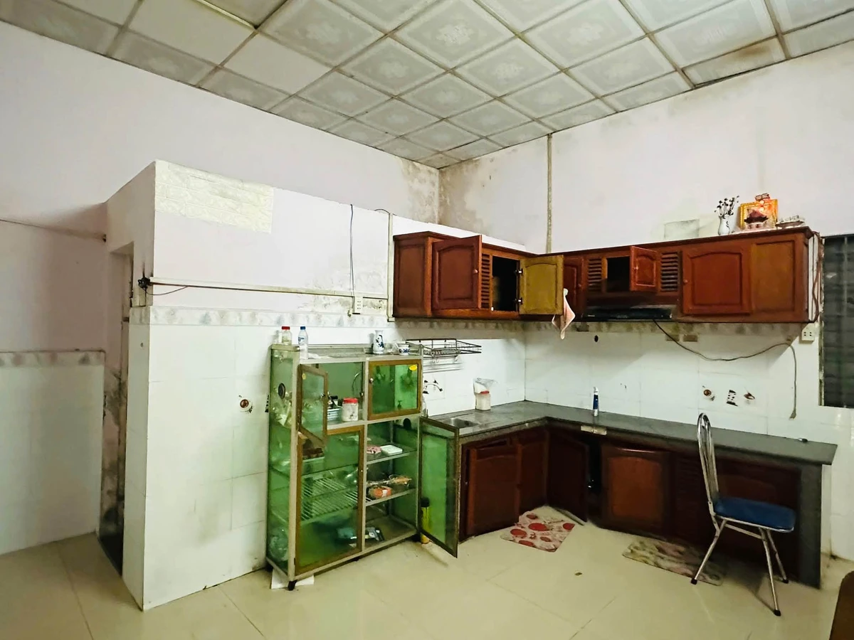 Nhà gác lửng sân ô tô, Quang Trung, 94m2 - Ảnh thu nhỏ 4