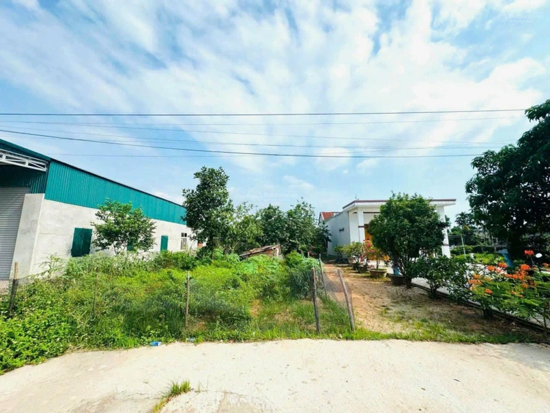 Bán đất 2 mặt tiền đường Xuyên Á - Thanh An, gần bệnh viện Quân Y
