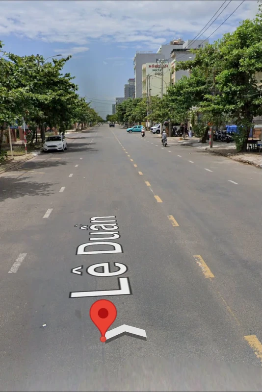 Bán nhà 2 mê 171.6m2 mặt tiền Lê Duẩn, Tuy Hoà, 12 tỷ