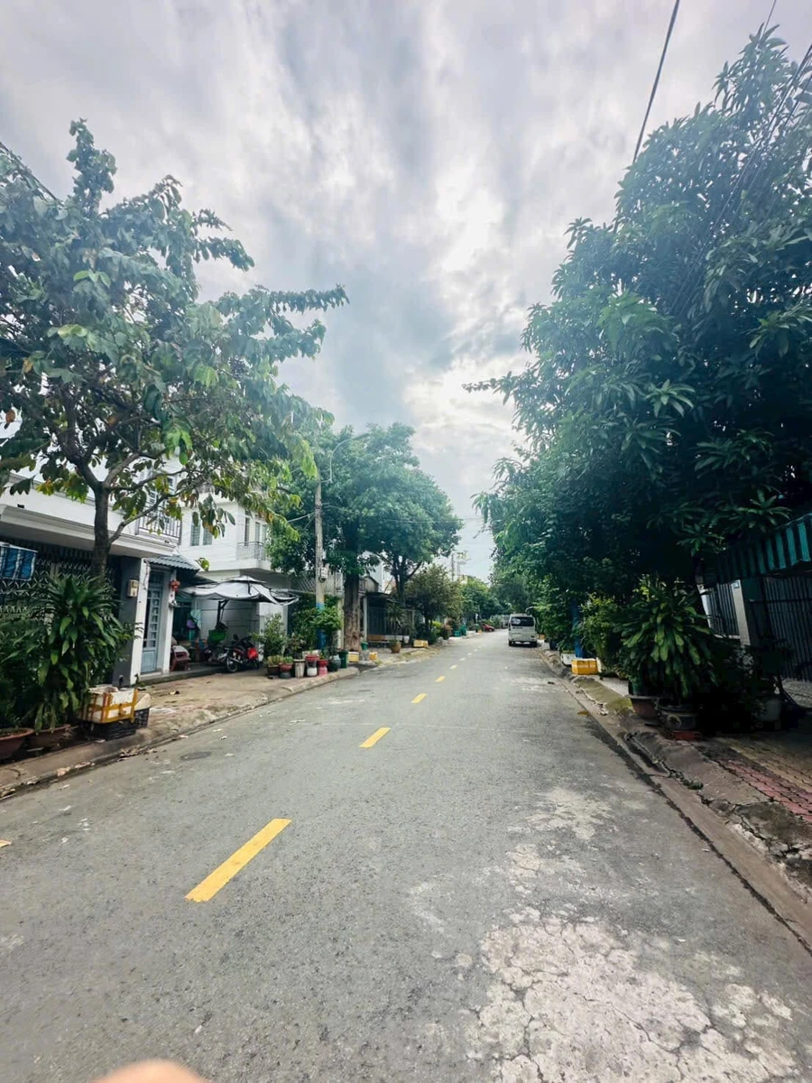 Bán nhà mặt tiền Phước Bình Quận 9, 90m2, 9 tỷ - Ảnh thu nhỏ 2