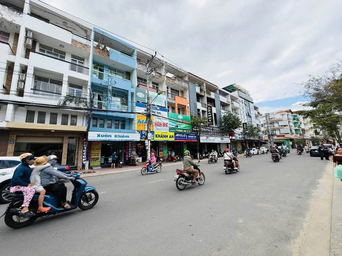 Bán nhà 4 tầng 438m² mặt tiền Điện Biên Phủ Nha Trang - Ảnh 1