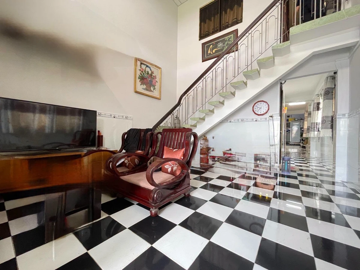 Bán nhà góc hẻm ô tô gần Nguyễn Văn Công, Gò Vấp, 4,2x19,7m, 3PN, giá 6,5 tỷ - Ảnh thu nhỏ 2