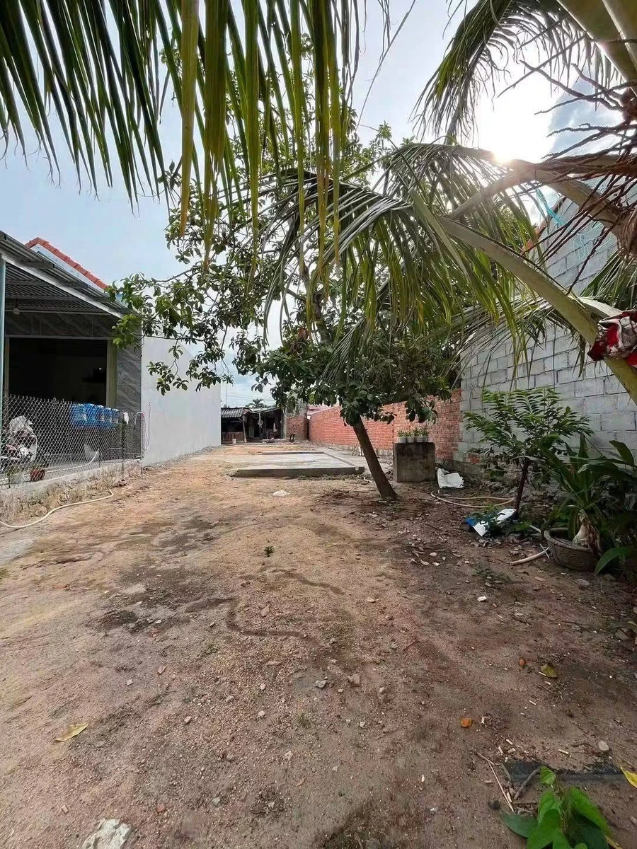 Bán lô đất Nguyễn Tất Thành, Tuy Hoà, 200m2 - Ảnh thu nhỏ 2