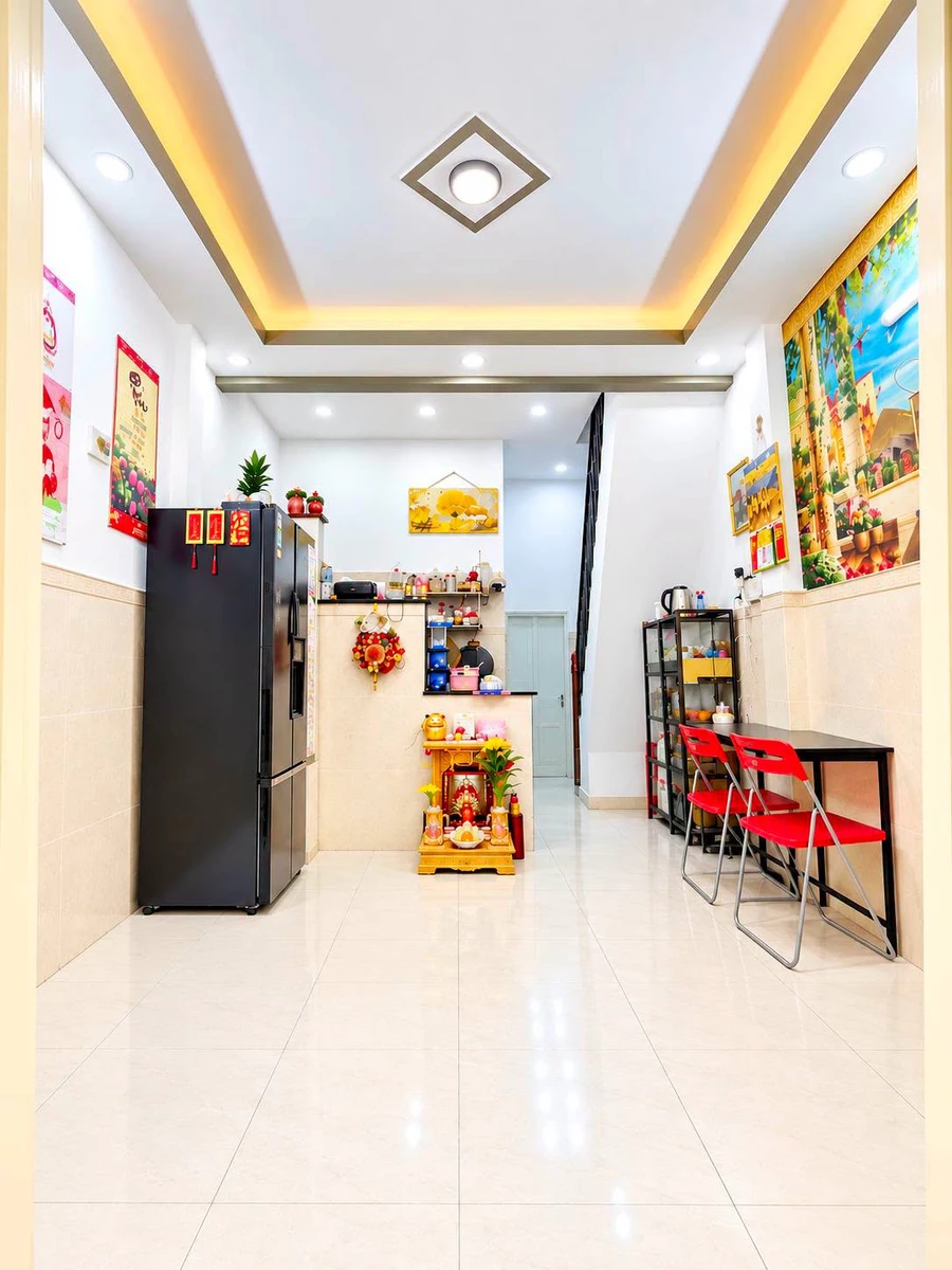 Bán nhà mặt tiền 22m2, trệt lầu, 2PN, Bình Tân sát Nguyễn Sơn, giá 2,46 tỷ - Ảnh thu nhỏ 3