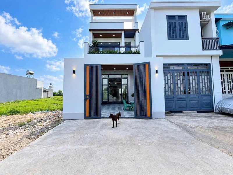 Bán nhà 4PN 135m² SHR Mỹ Hạnh Nam Long An 2,79 tỷ