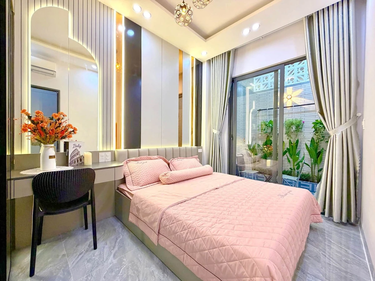 Bán nhà mặt tiền đường Bàu Làng 2, 68m2, 3 tầng 3PN 4WC full nội thất, giá 9,5 tỷ - Ảnh thu nhỏ 2