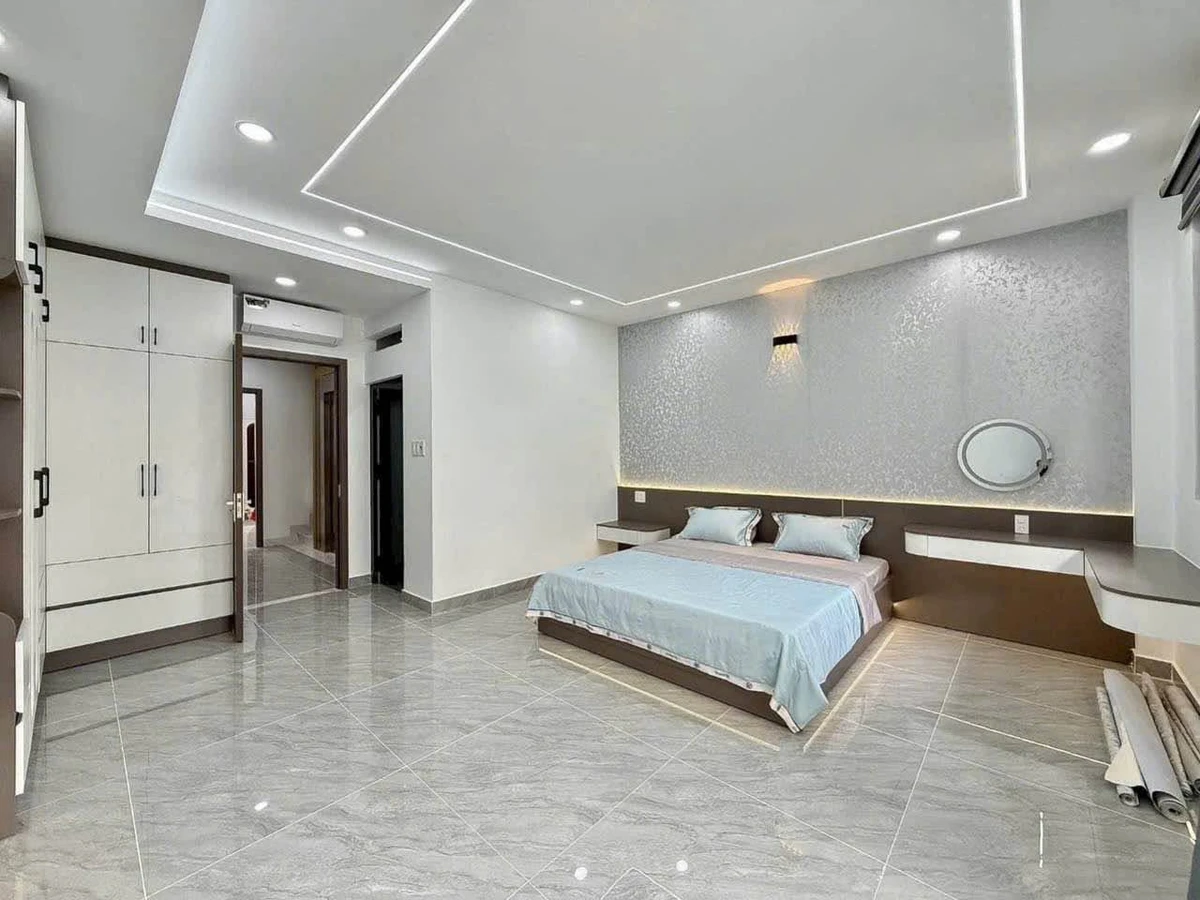 Bán nhà 4 tầng có thang máy 82m2 hẻm 13m khu biệt thự Trần Thị Năm, Tân Chánh Hiệp, Quận 12 - Ảnh 1