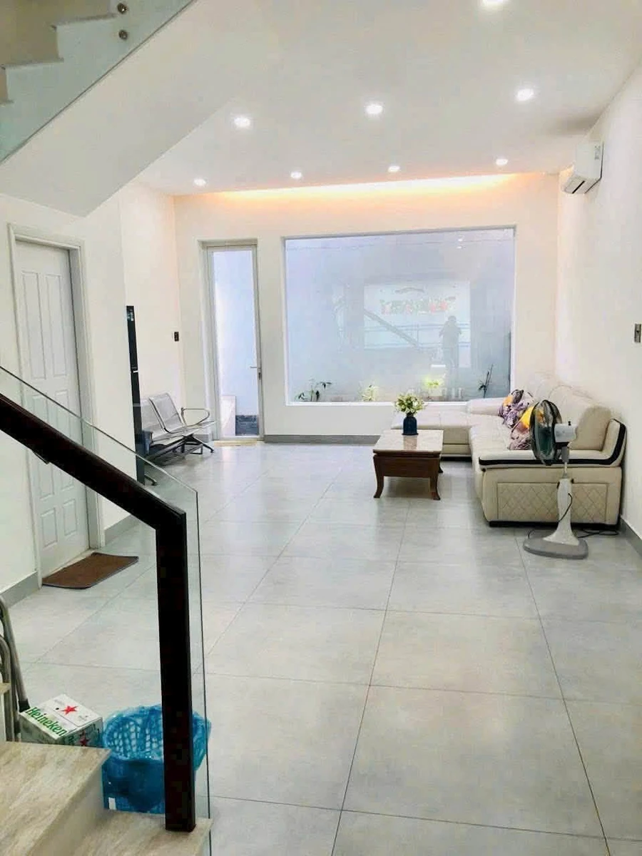 Bán nhà 3 tầng mặt tiền 247m2 Biên Hoà 15 tỷ - Ảnh thu nhỏ 3