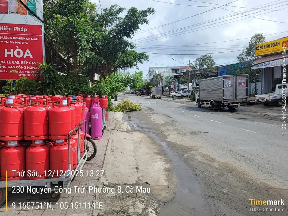 Nhà MT Nguyễn Công Trứ Cà Mau - Cách cảng cá 200 mét - Ảnh thu nhỏ 2