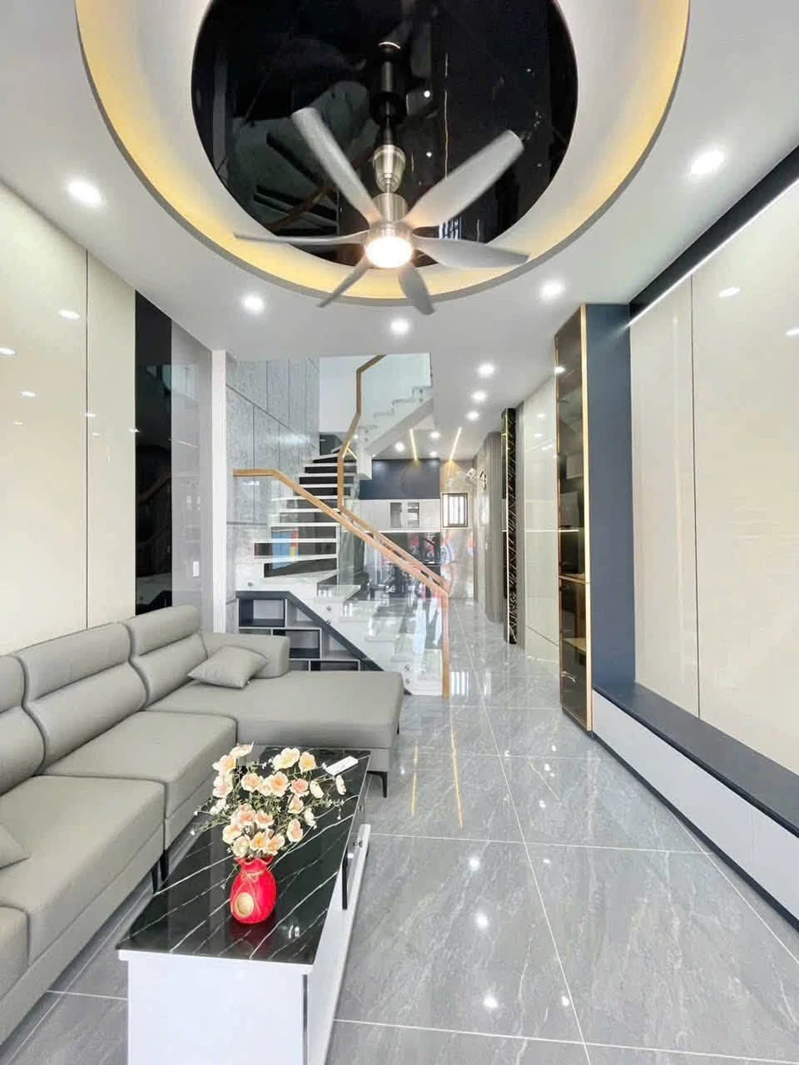 Bán nhà 1 trệt 1 lầu 4 PN 160m2 Quận 1 giá 3.65 tỷ - Ảnh thu nhỏ 3
