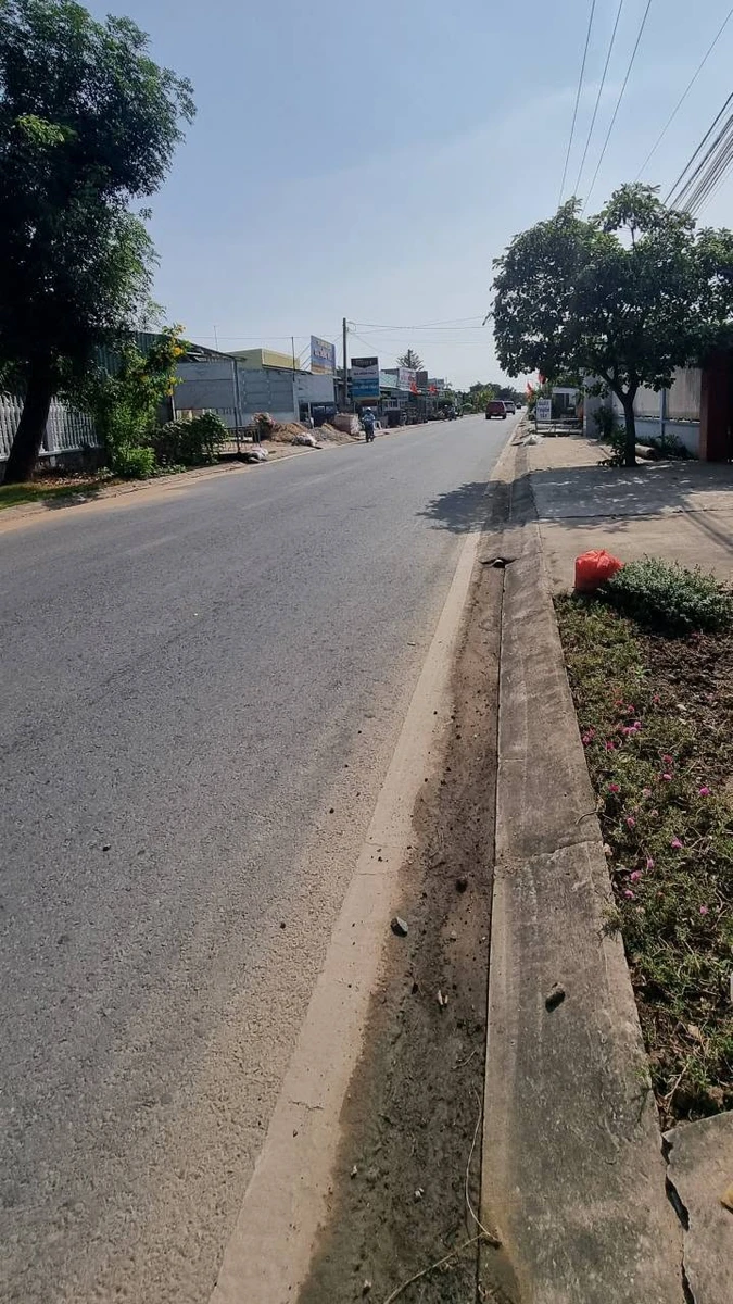 Bán đất mặt tiền đường Đỗ Trình Thoại 166m2, Phường Long An, Tây Ninh giá 2,3 tỷ - Ảnh thu nhỏ 3