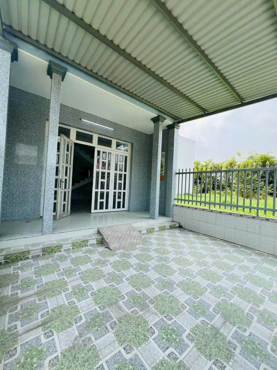 Bán nhà mặt tiền 83,1m2 đường Chùa Thiên Mụ, Cần Giuộc - Ảnh 1