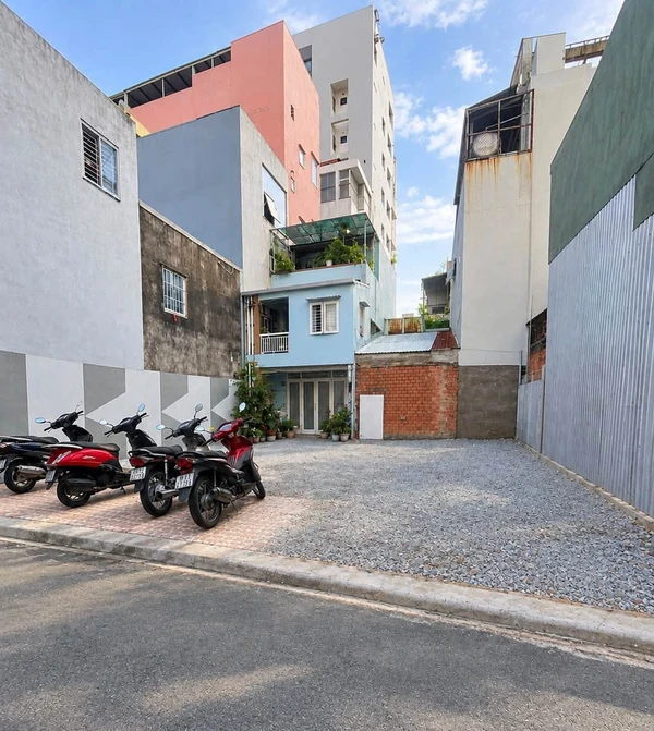 Biệt thự 3 tầng full nội thất gỗ 165m² Huế 12 tỷ vissip2