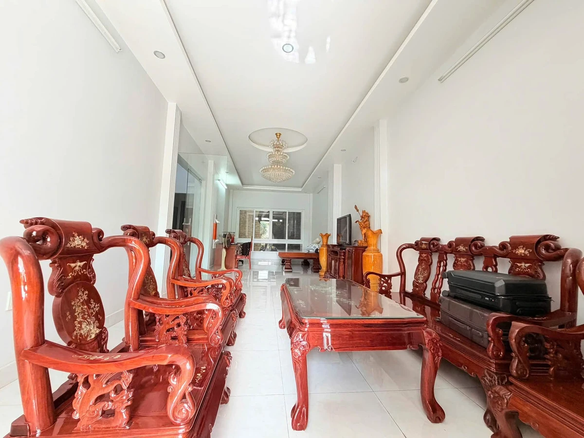 Bán biệt thự 4 tầng mặt tiền Phạm Huy Thông, Gò Vấp, 160m², 33 tỷ - Ảnh thu nhỏ 3
