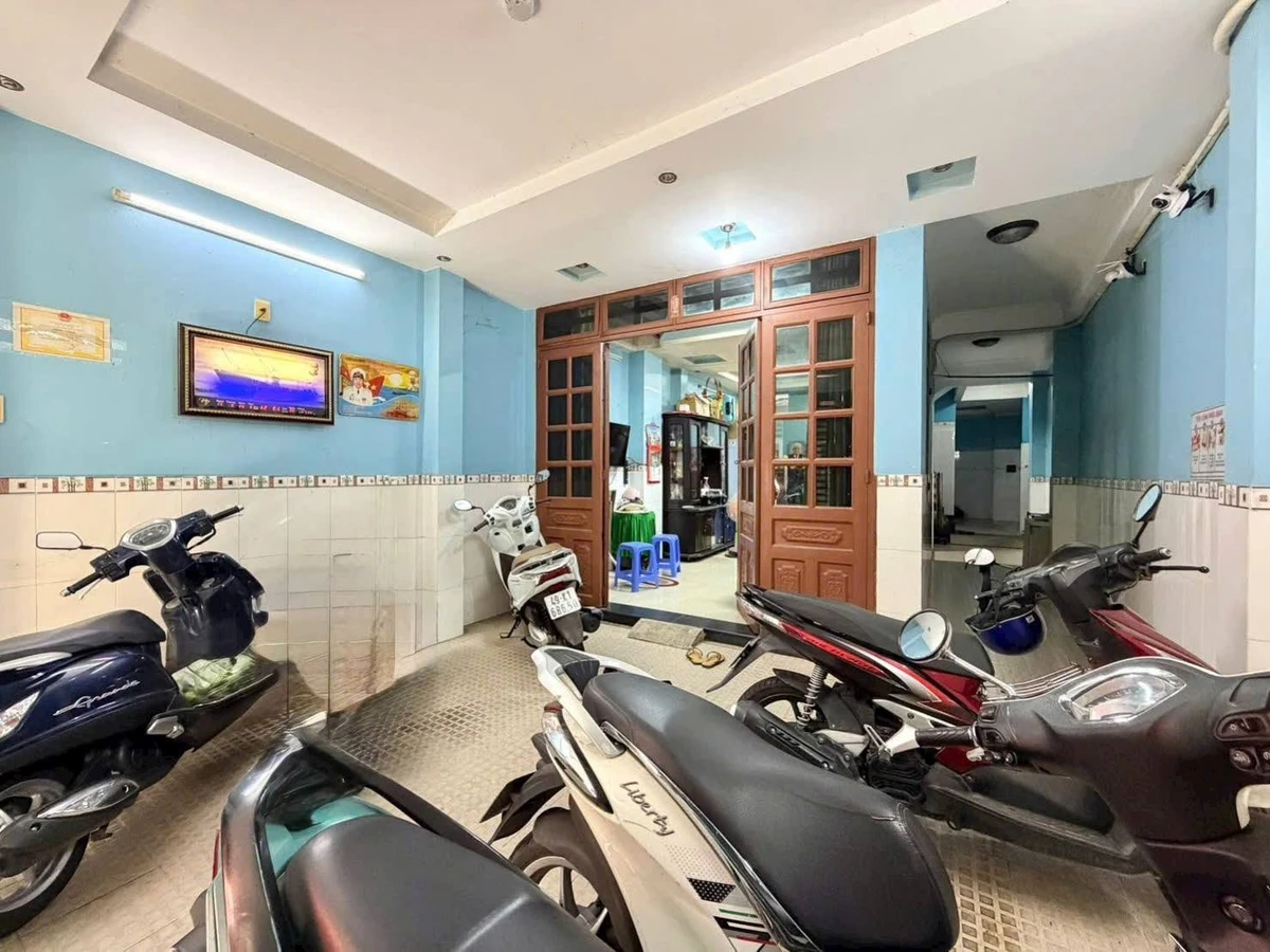Bán căn hộ 90m2, 18 phòng, Cách Mạng Tháng 8, Quận 3 - 21,5 tỷ - Ảnh thu nhỏ 4