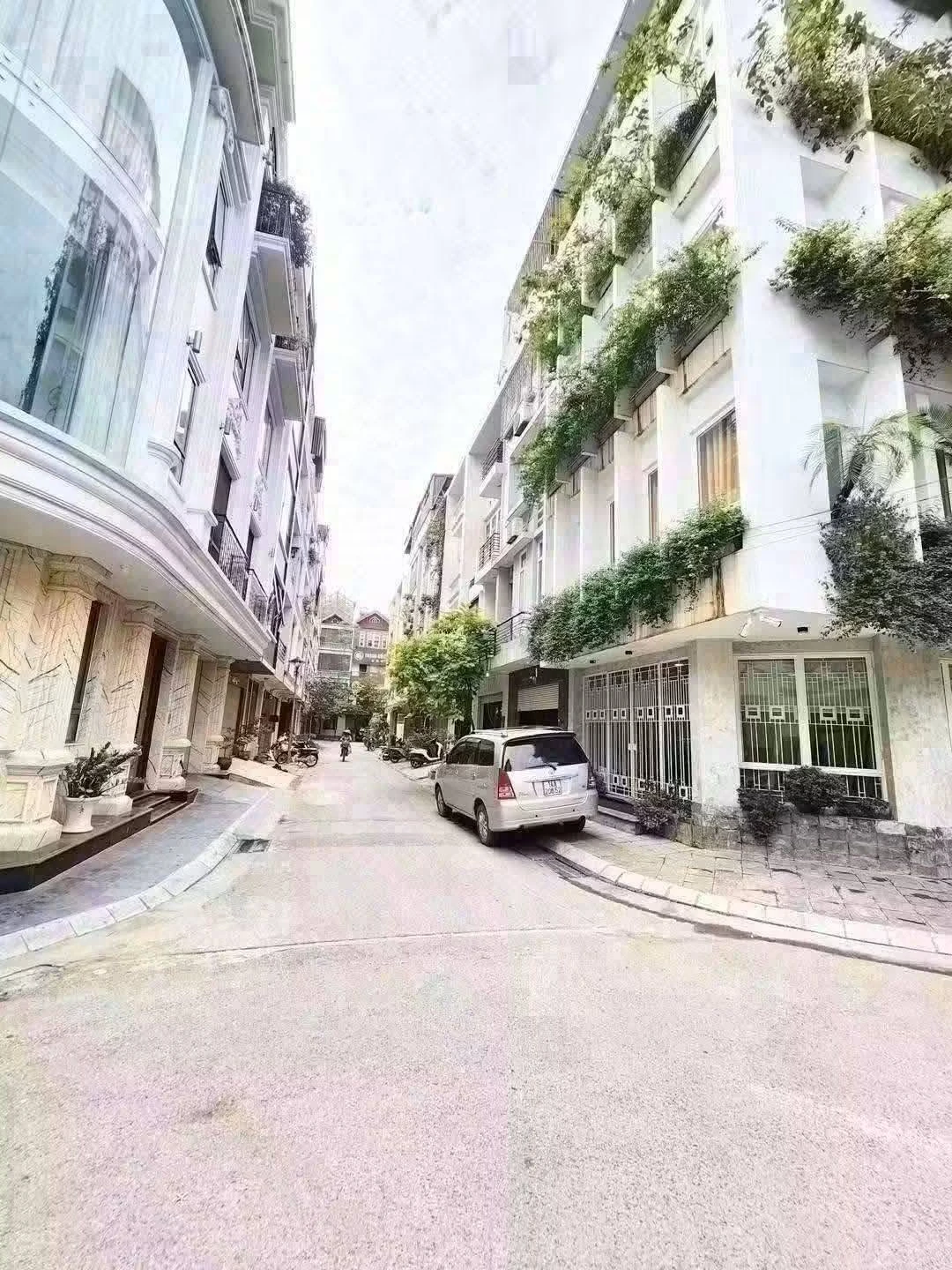 Bán nhà Văn Quán 68m² 5 tầng nội thất xịn, hơn 19 tỷ - Ảnh 1