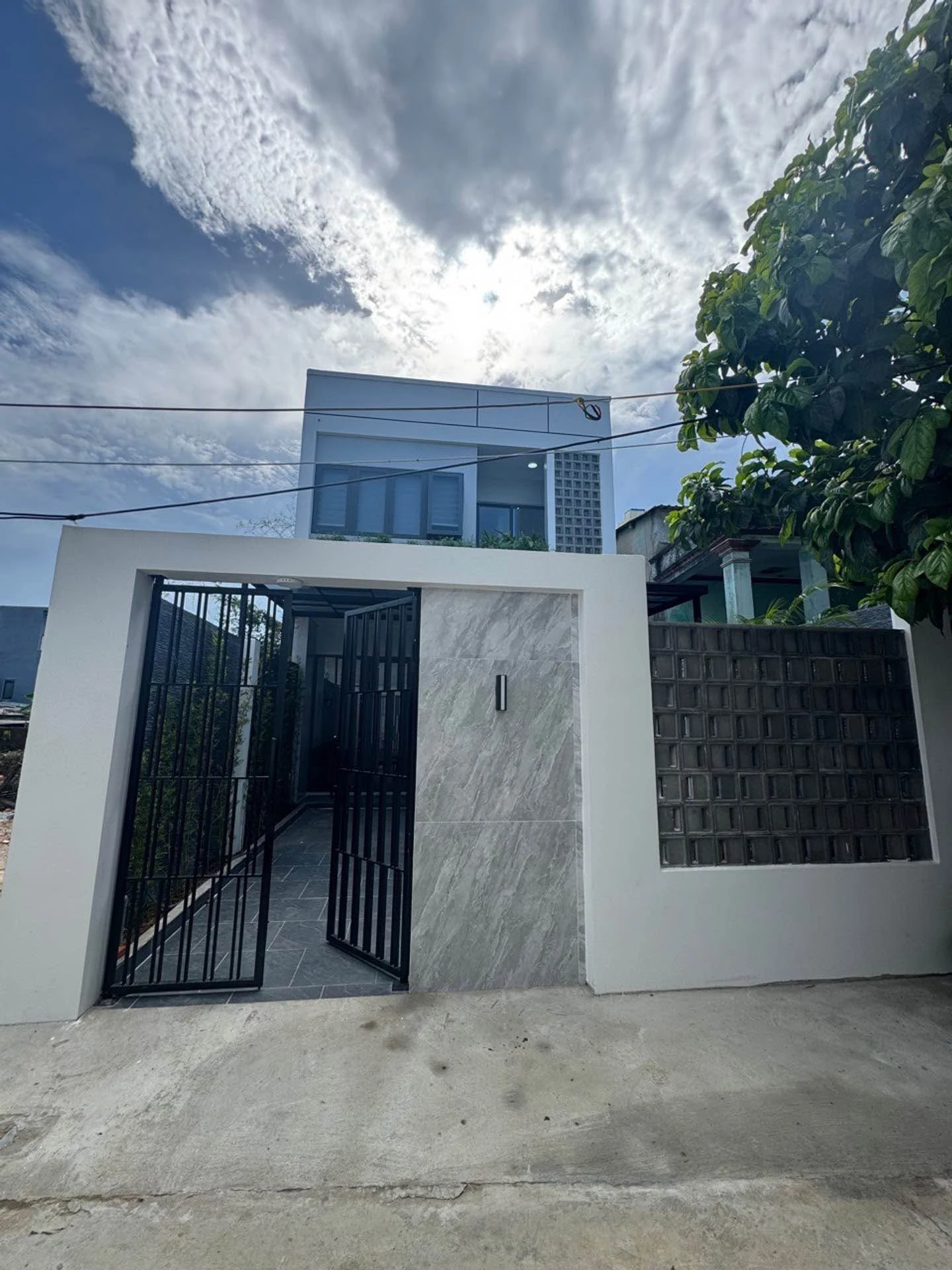 Bán nhà 2 tầng 120m² sân vườn rộng Cẩm Lệ Đà Nẵng 4 tỷ 1 - Ảnh 1