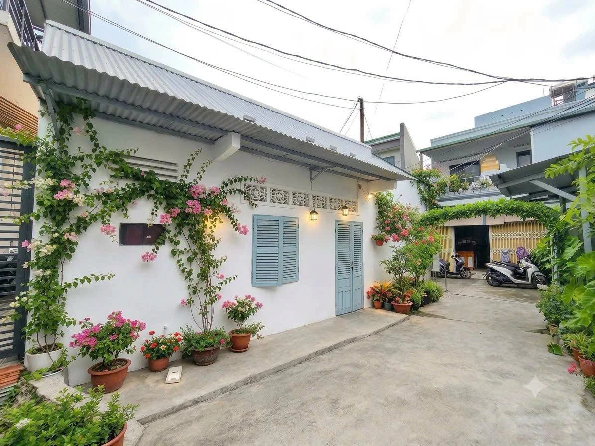Bán nhà cấp 4 42m2 sổ hồng riêng, hẻm xe hơi, phường Tân Tiến, giá 1,68 tỷ - Ảnh 1