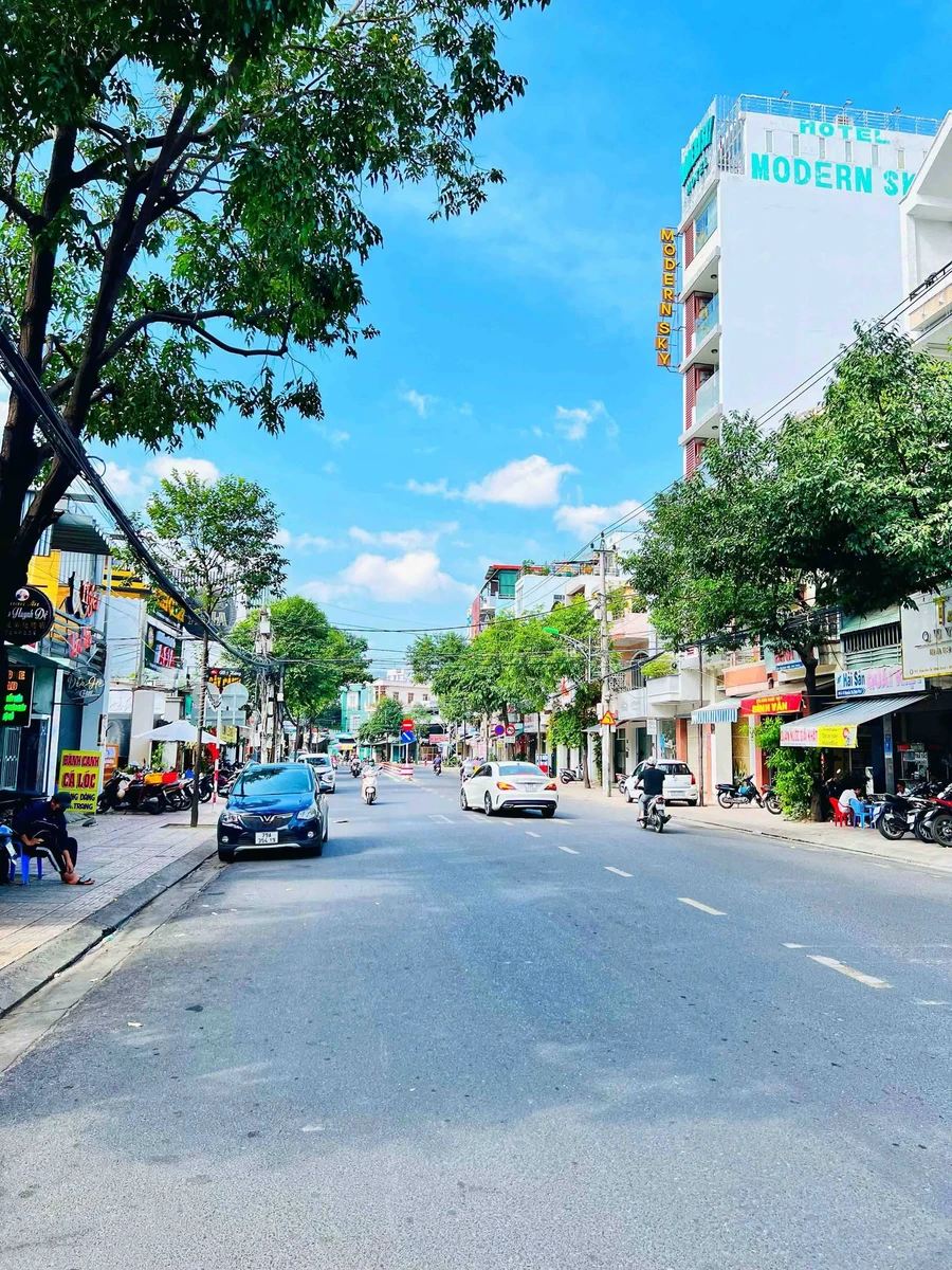 Bán nhà mặt tiền Nguyễn Thị Minh Khai, Nha Trang, 107,8m2, 22,5 tỷ - Ảnh thu nhỏ 2