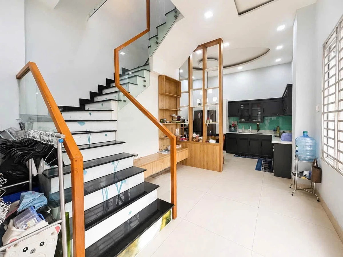 Bán nhà 2 tầng 76m² hẻm xe hơi Linh Đông - 5 tỷ 5 - Ảnh thu nhỏ 3